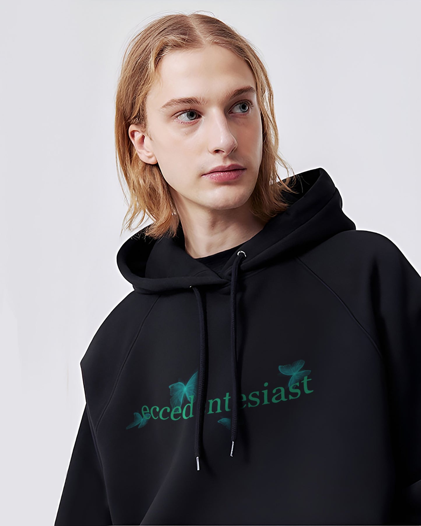 ECCEDENTESIAST BUTTERFLEIS GLITTER BLACK HOODIE