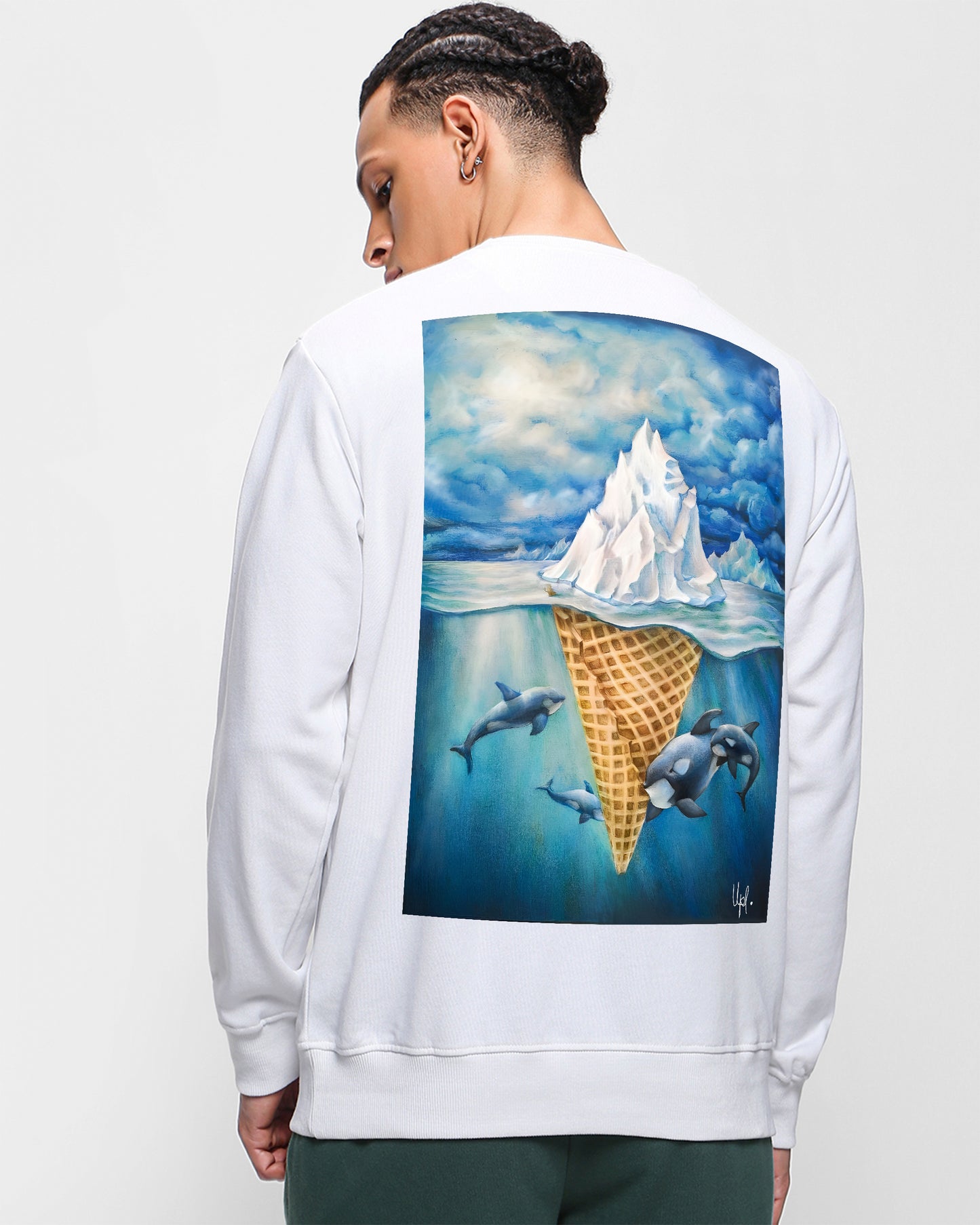 MELTING ICE AND BERG WHITE SWEATSHIRT