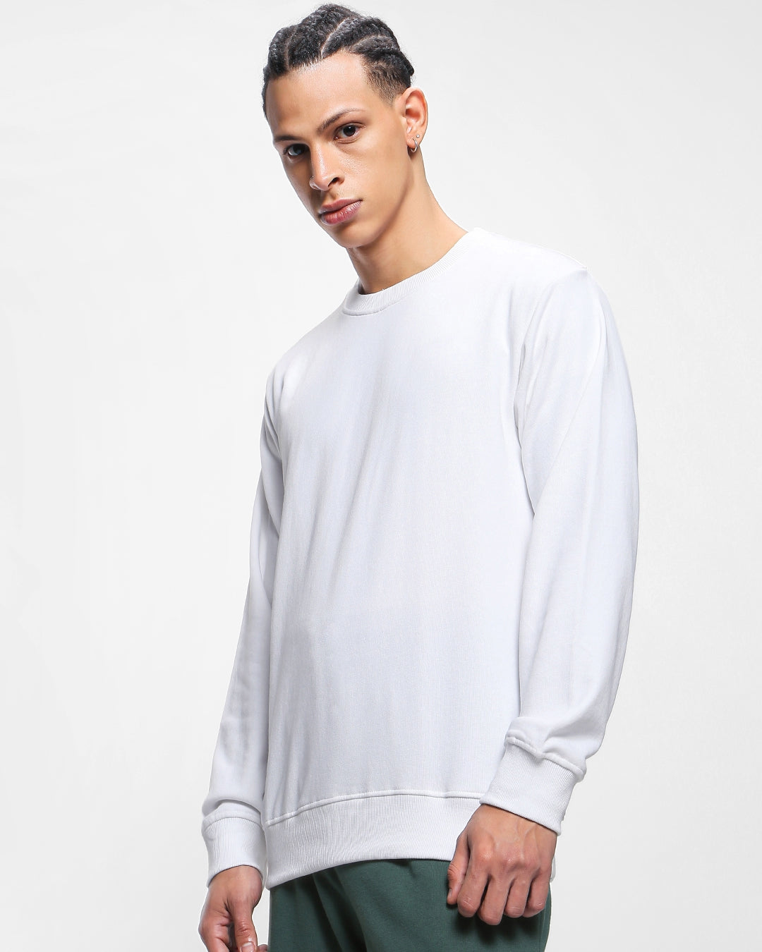 Solid Regular Fit White Sweatshirt