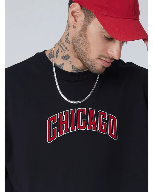 CHICAGO Oversized Black T-shirt